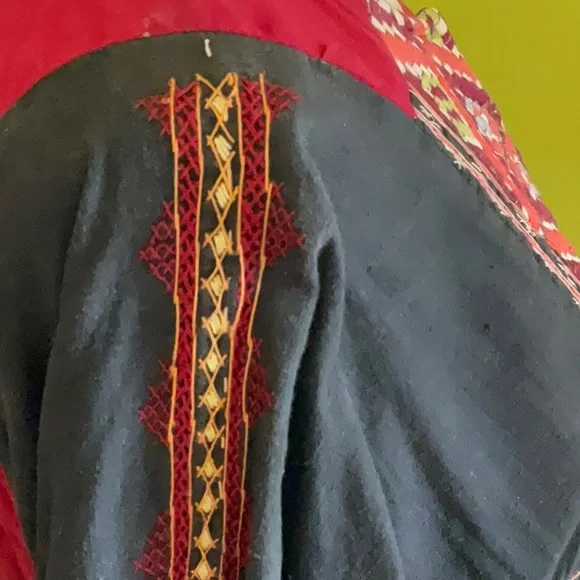 Vintage 70s Afghan dress - Picture 3 of 8